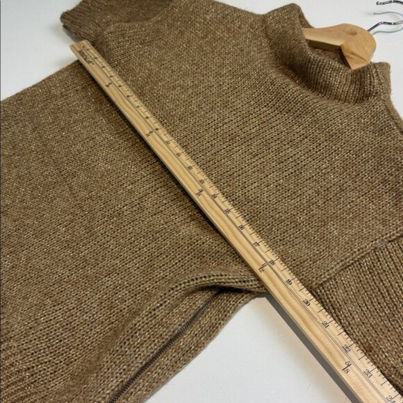 Club Monaco Tan with Gold Knit Sweater Size Extra Small - Picture 4 of 6